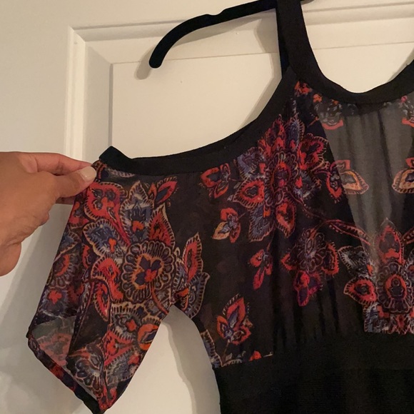 Bebe dress - Picture 3 of 8